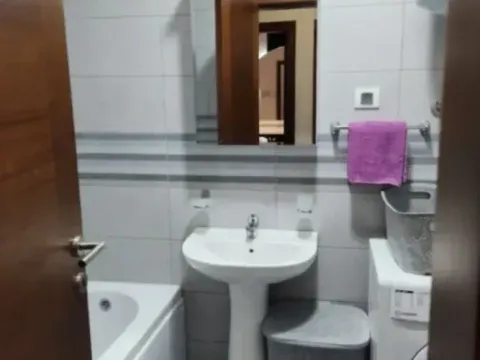 Izdavanje, jednosoban stan, 45m², Tuški Put, Podgorica - image 10