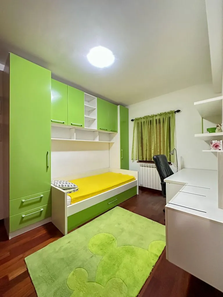 Rent, three bedroom apartment, 100m², Gorica C, Podgorica