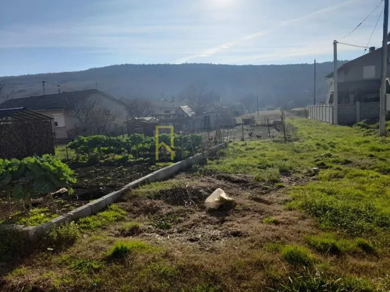 Prodaja, plac, 4000m², Spuž, Danilovgrad