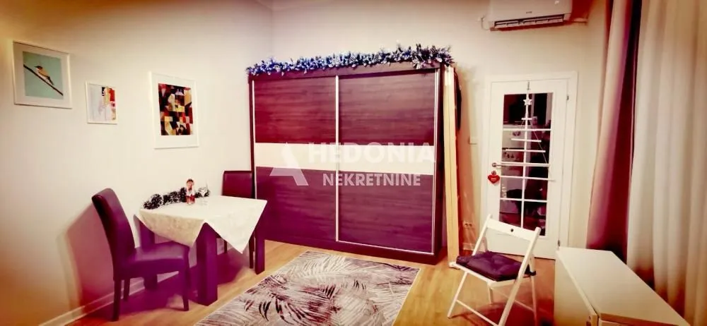 Izdavanje, jednosoban stan, 34m², Stari Grad, Beograd