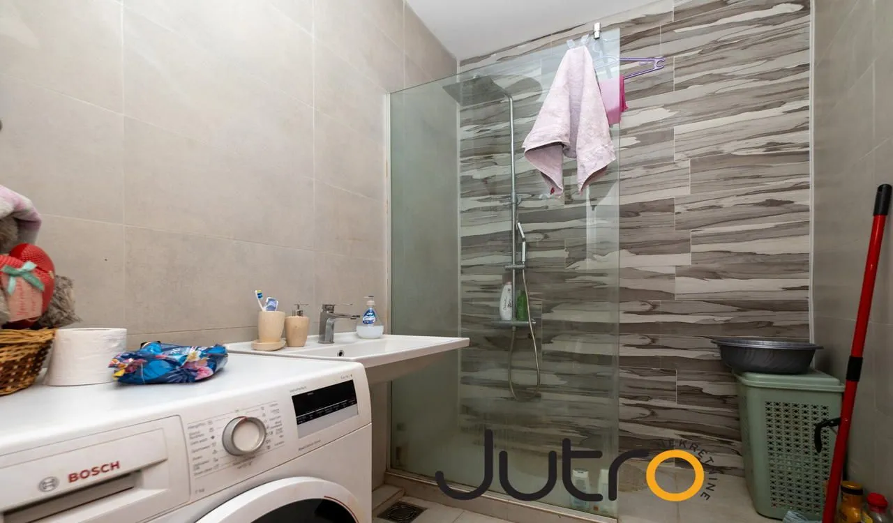Prodaja, trosoban stan, 164m², Stari Aerodrom, Podgorica