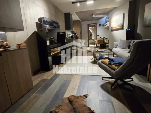 Sale, three bedroom apartment, 80m², Slavujev Venac, Zvezdara Sve Podlokacije - image 6