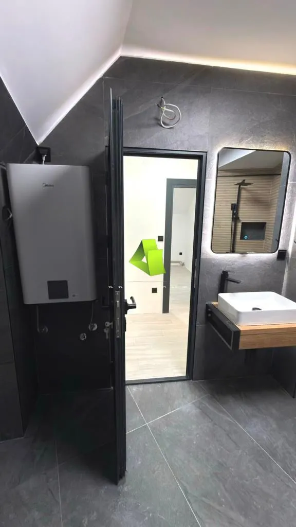 Prodaja, dvosoban stan, 68m², Medijana, Niš