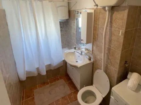 Prodaja, dvosoban stan, 76m², Dobrota, Kotor - image 6