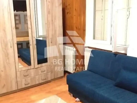 Rent, one bedroom apartment, 30m², Kalenić Pijaca, Vračar Sve Podlokacije - image 1