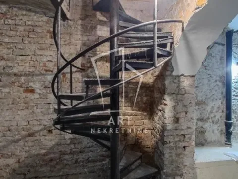 Sale, three bedroom apartment, 160m², Tolicin Venac, Beograd - image 17