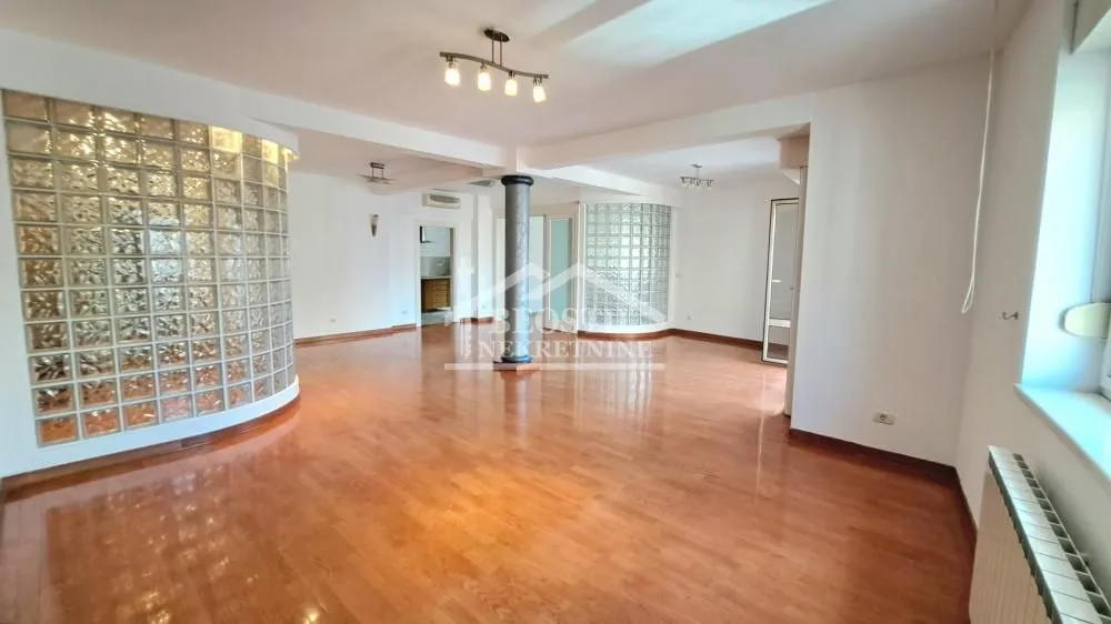 Izdavanje, stan, 203m², Vračar Hram, Vračar Sve Podlokacije