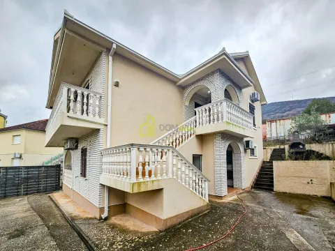 Sale, house, 200m², Bijela, Herceg Novi