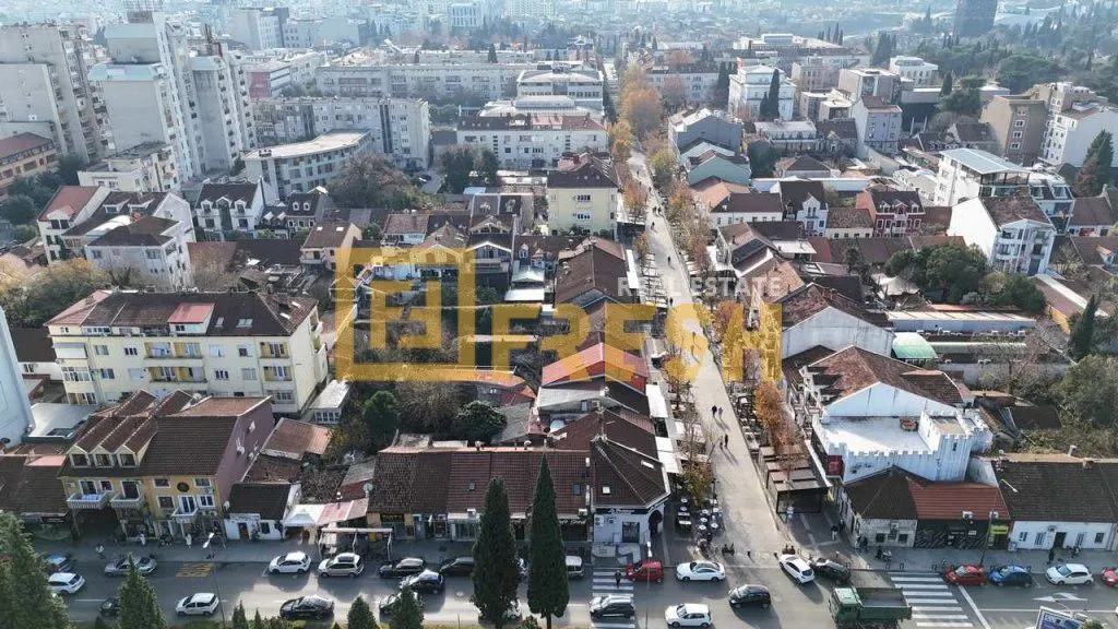 Prodaja, plac, 200m², Centar, Podgorica