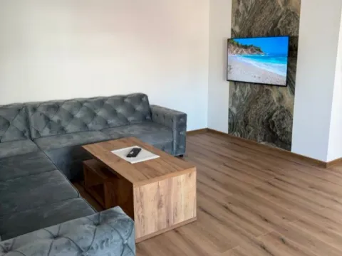 Rent, two bedroom apartment, 85m², Šušanj, Bar