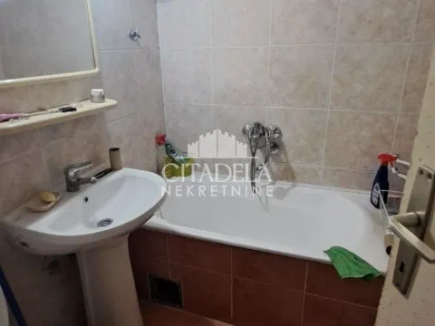 Prodaja, trosoban stan, 91m², Labudovo Brdo, Beograd - image 6
