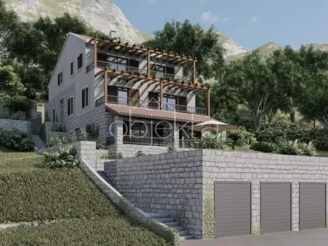 Prodaja, plac, 811m², Kotor, Crna Gora - image 2