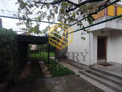 Rent, house, 200m², Zagorič, Podgorica - image 2
