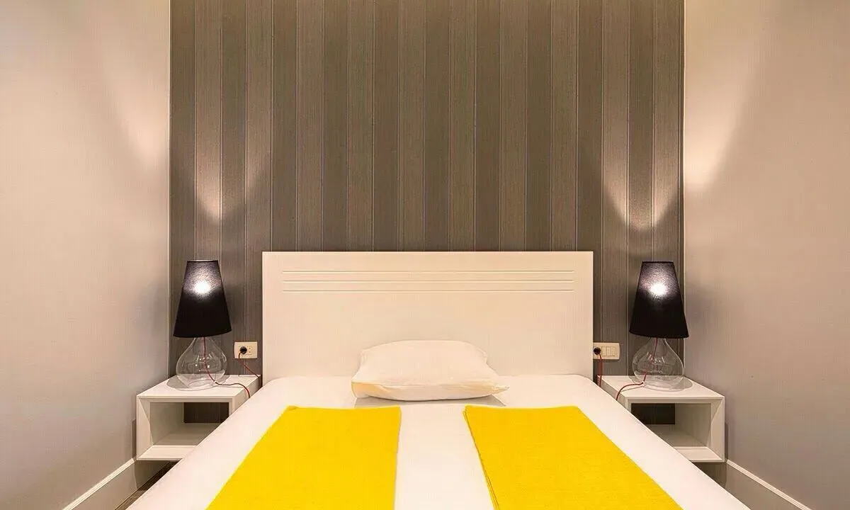 Izdavanje, jednosoban stan, 46m², Centar, Budva