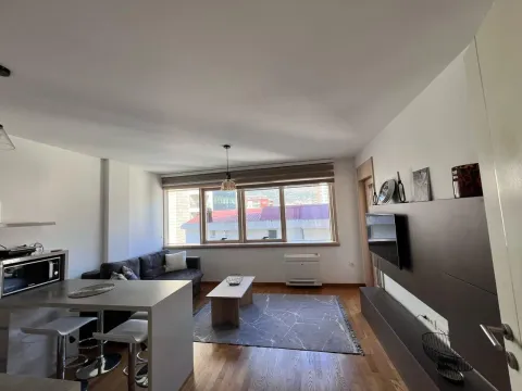 Living room connected with kitchen and dining area. - image 10