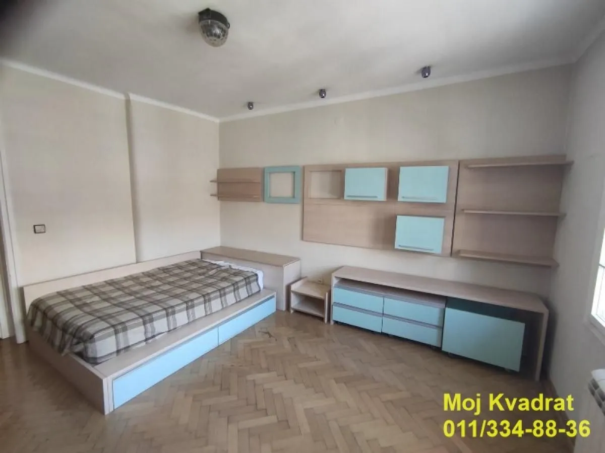 Prodaja, trosoban stan, 72m², Zeleni Venac, Beograd