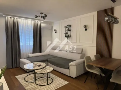 Izdavanje, dvosoban stan, 48m², Salajka, Novi Sad Sve Podlokacije - image 2