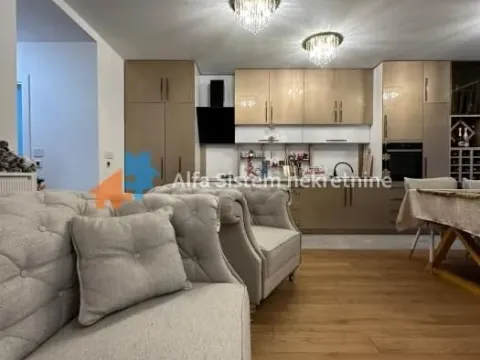 Izdavanje, trosoban stan, 90m², Čubura, Beograd - image 8