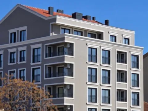 Izdavanje, dvosoban stan, 67m², Preko Morače, Podgorica