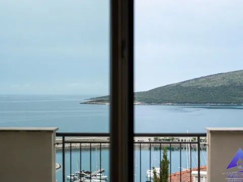 Prodaja, dvosoban stan, 114m², Luštica, Tivat - image 1