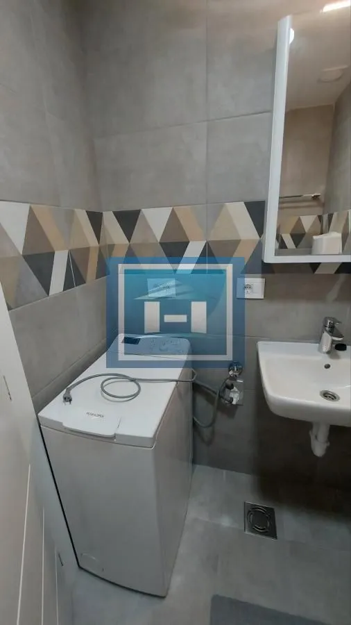 Izdavanje, garsonjera, 27m², Centar, Jagodina