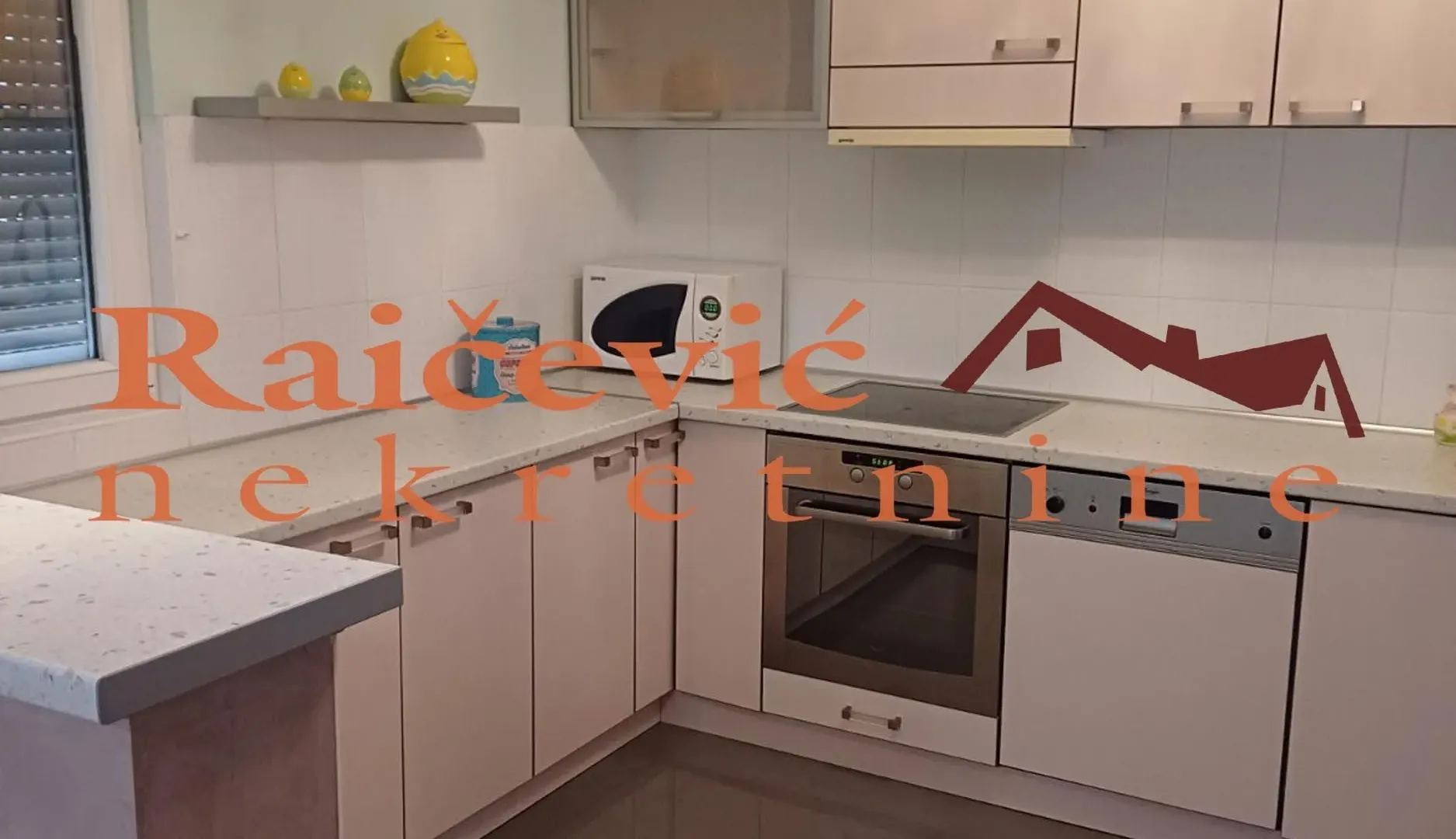Prodaja, trosoban stan, 84m², Zemun Gornji Grad, Zemun Sve Podlokacije