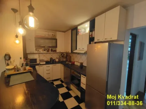 Sale, two bedroom apartment, 54m², Kalenić Pijaca, Vračar Sve Podlokacije - image 7