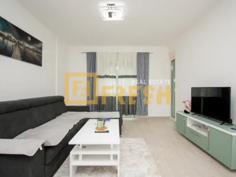 Sale, one bedroom apartment, 57m², Bečići, Budva - image 3