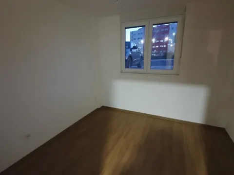 Izdavanje, jednosoban stan, 31m², Mišeluk, Petrovaradin - image 2