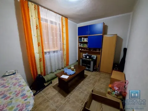 Prodaja, kuća, 120m², Kupusara, Jagodina - image 21