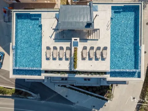 Sale, three bedroom apartment, 191m², Dobrota, Kotor - image 26