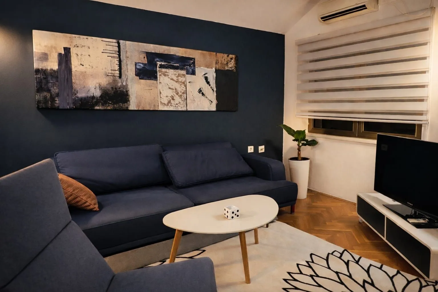 Izdavanje, jednosoban stan, 35m², Momišići, Podgorica