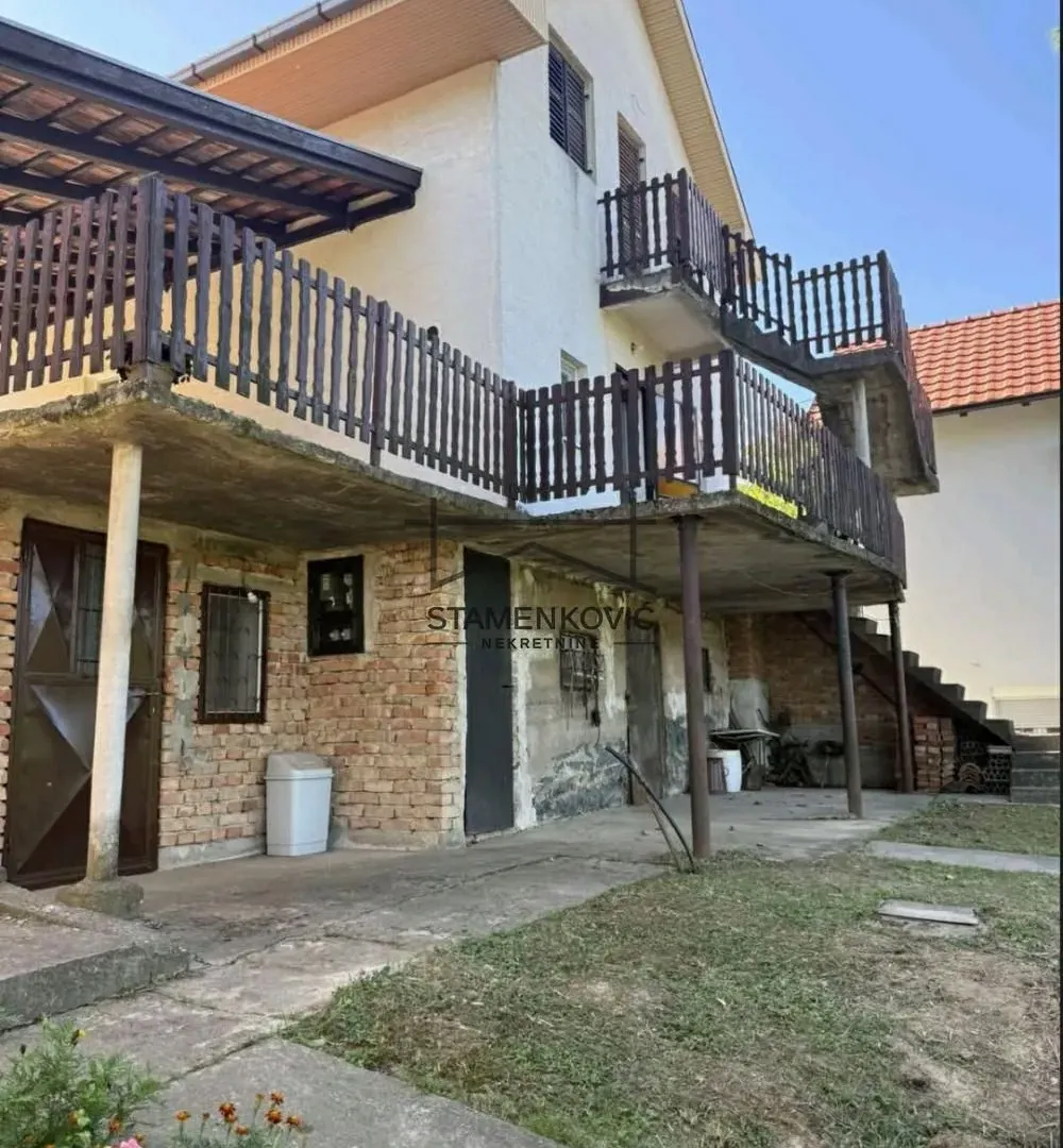 Sale, house, 177m², Čortanovci, Inđija