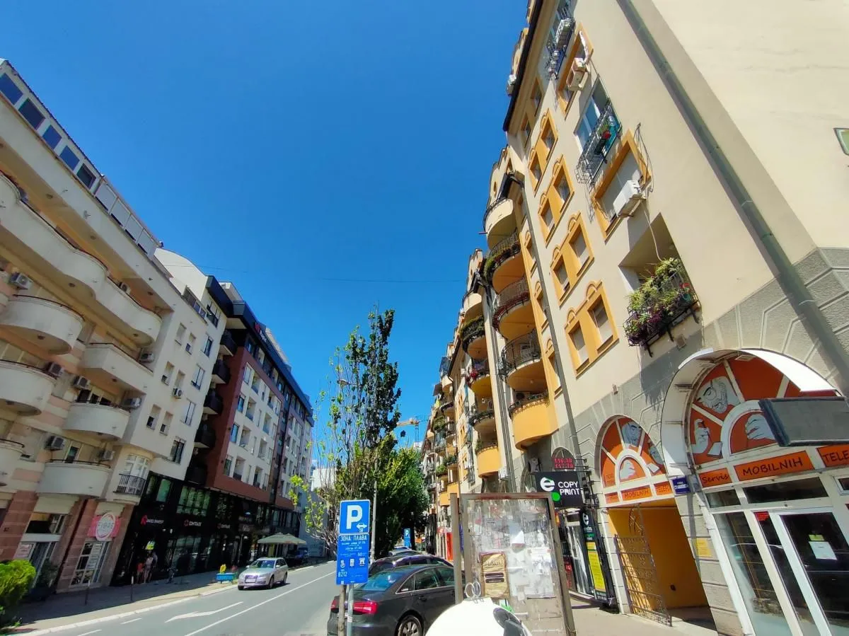 Izdavanje, trosoban stan, 103m², Spens, Novi Sad Sve Podlokacije