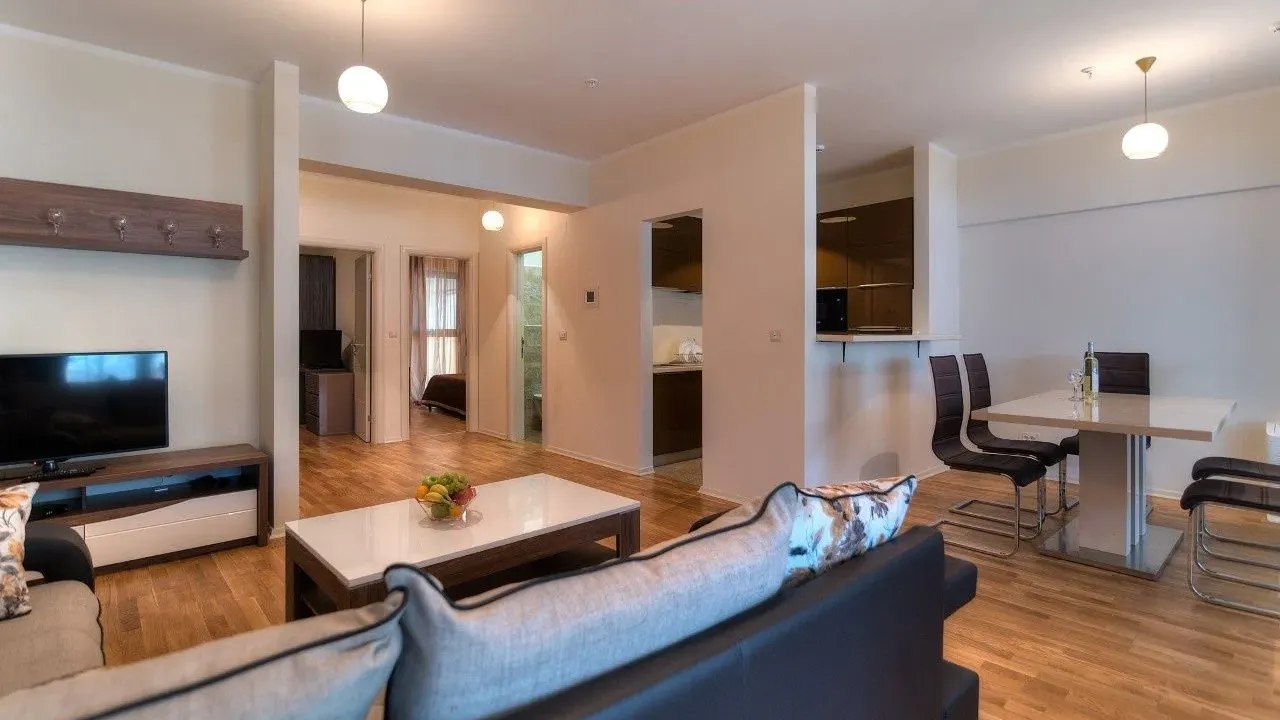 Prodaja, dvosoban stan, 82m², Budva, Crna Gora