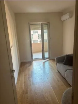 Rent, two bedroom apartment, 70m², Central Point, Podgorica - image 3