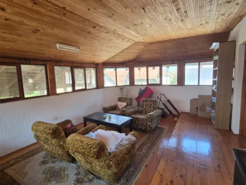 Sale, house, 300m², Majur, Jagodina - image 13