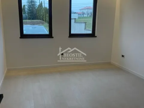 Sale, house, 185m², Jajinci, Voždovac Sve Podlokacije - image 5