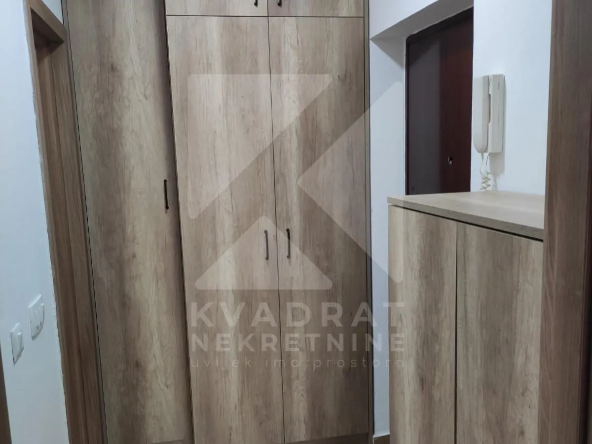 Izdavanje, garsonjera, 25m², Vezirov Most, Podgorica