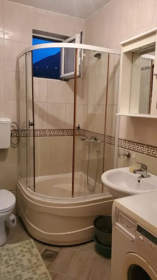 Izdavanje, jednosoban stan, 40m², Bjeliši, Bar