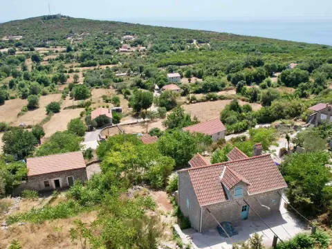 Prodaja, kuća, 138m², Zagora, Kotor - image 15
