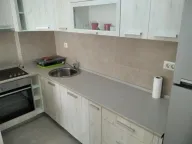 Izdavanje, dvosoban stan, 70m², Blok 6, Podgorica - image 9