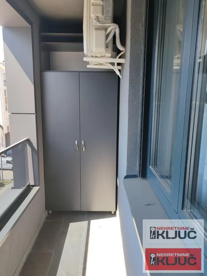 Izdavanje, jednosoban stan, 39m², Rotkvarija, Novi Sad Sve Podlokacije
