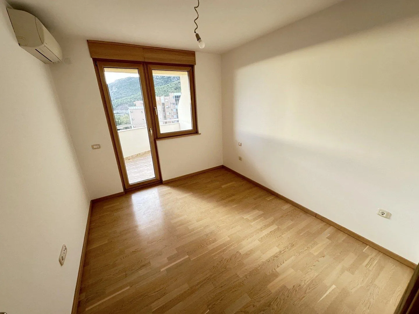 Sale, one bedroom apartment, 52m², Bečići, Budva