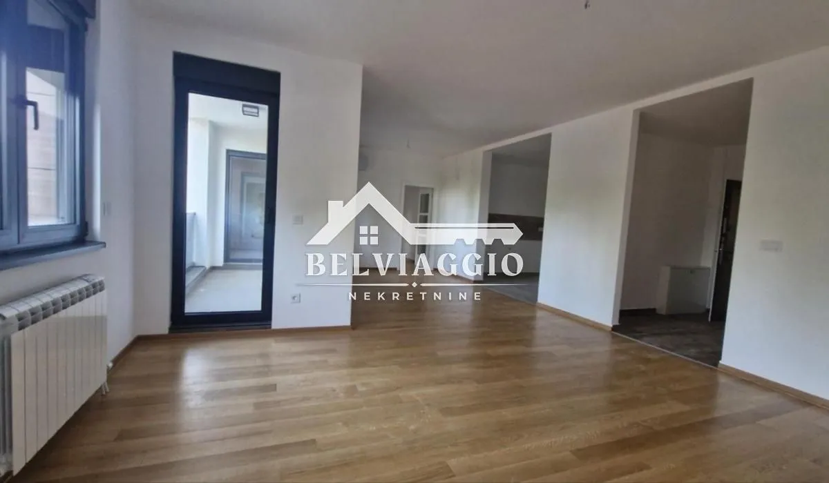 Sale, four bedroom apartment, 126m², Bandžovo brdo, Rožaje