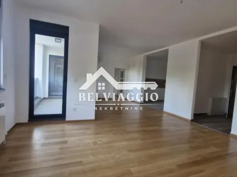 Sale, four bedroom apartment, 126m², Bandžovo brdo, Rožaje - image 1