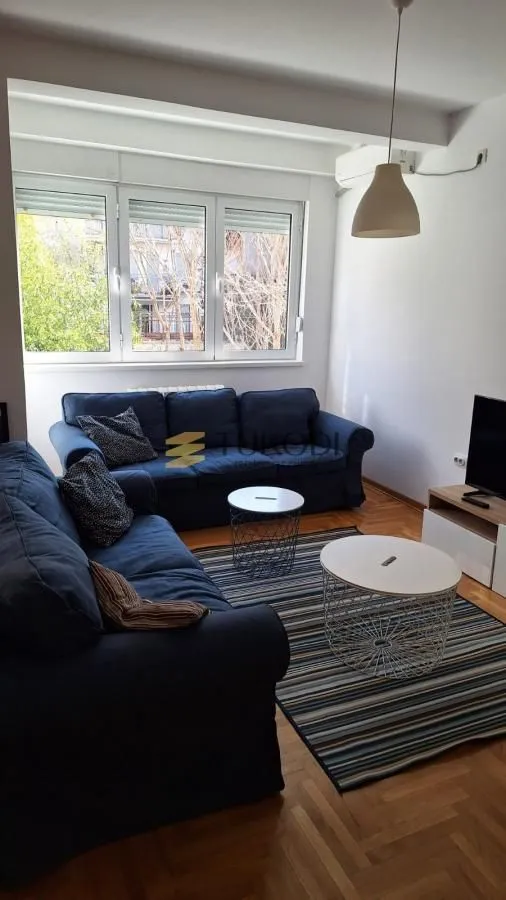 Rent, two bedroom apartment, 54m², Kalenić Pijaca, Vračar Sve Podlokacije