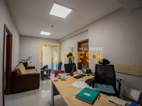 Sale, office space, 280m², Gorica C, Podgorica - image 6