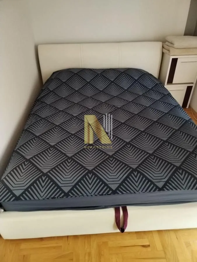 Prodaja, dvosoban stan, 52m², Podbara, Novi Sad Sve Podlokacije
