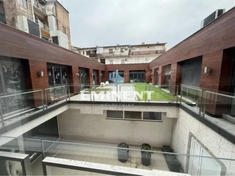 Izdavanje, poslovni prostor, 303m², Stari Grad, Beograd - image 19